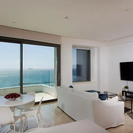 The Arc Ship Exclusive Apartment Limassol